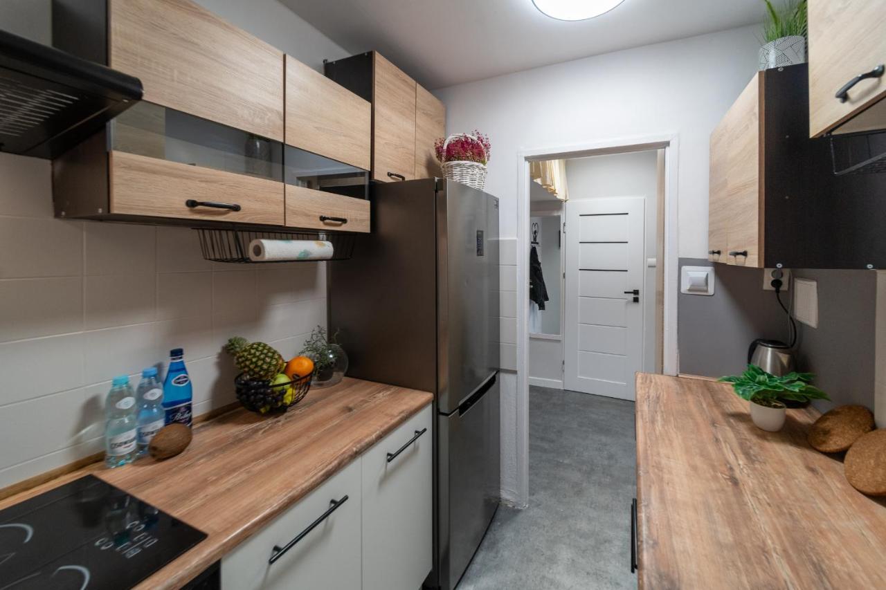 Metro Lux Home Apartment Варшава Экстерьер фото